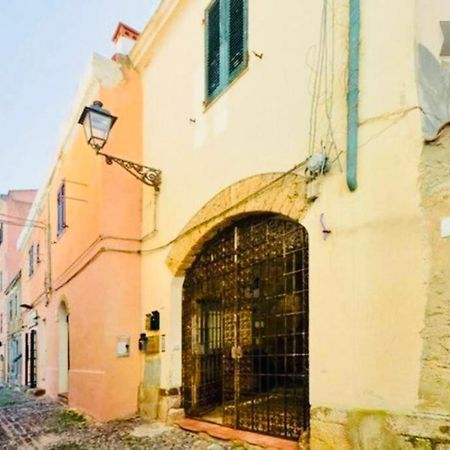 Wonderful Apartment In Old Alghero Exterior foto